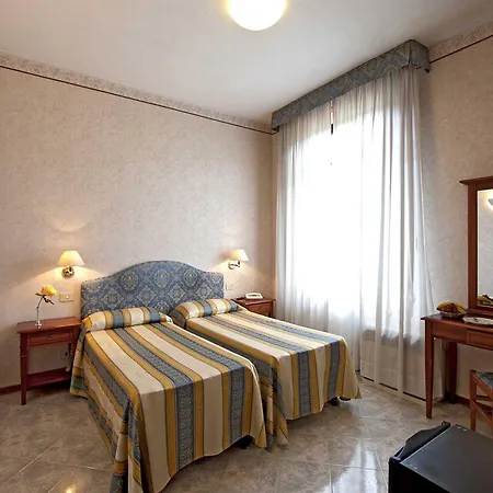 Hotel Moderno