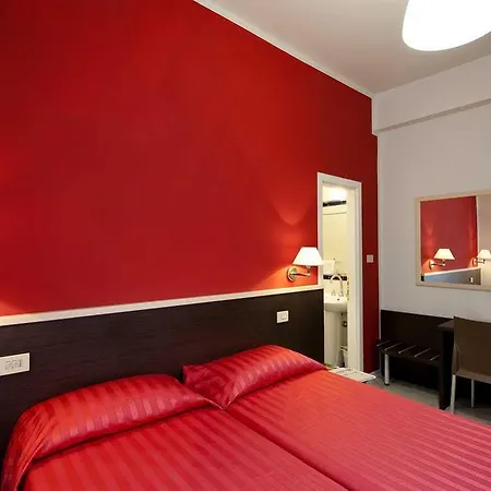 Moderno Hotel 3*