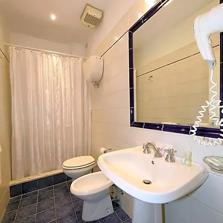 Moderno Hotel Siena