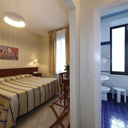Hotel Moderno 3*