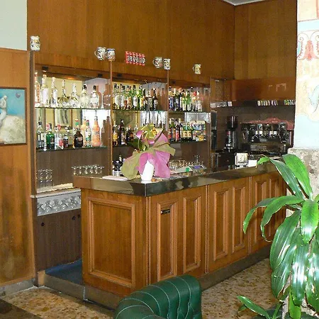 Hotel Moderno Siena